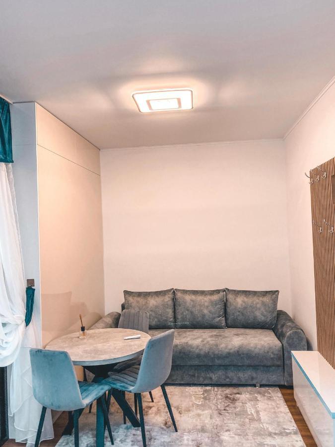 Appartamento Calea Crangasi Bucarest Esterno foto
